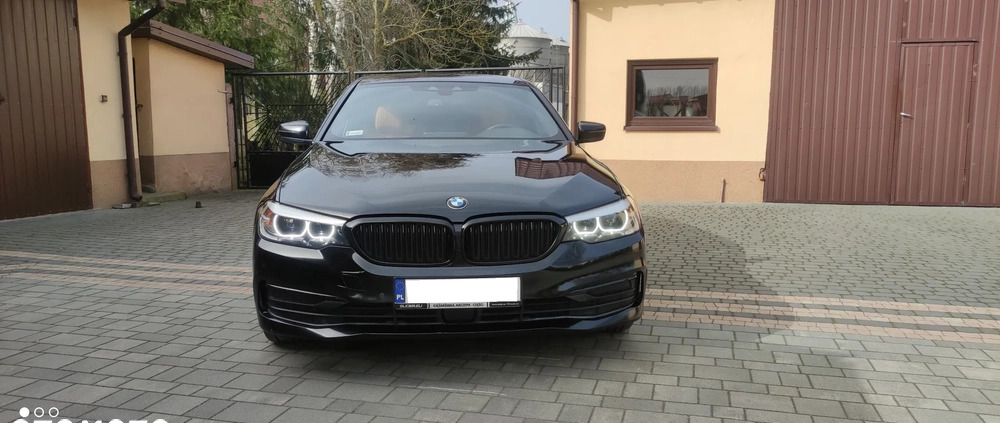 BMW Seria 5 cena 104500 przebieg: 189000, rok produkcji 2017 z Kutno małe 326